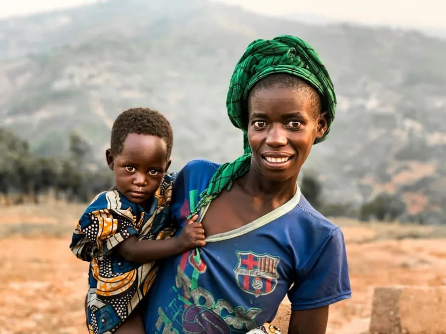 Mère et son jeune enfant